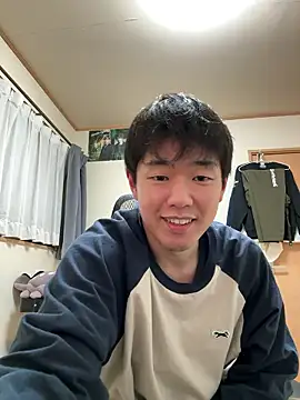 Snapshot of KAMESAN08 chatting on November 2025 01:33:02 PM KAMESAN08 online show from November 2025 01:33:02 PM