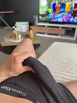 bobsex211 online show from July 2026 12:20:02 PM