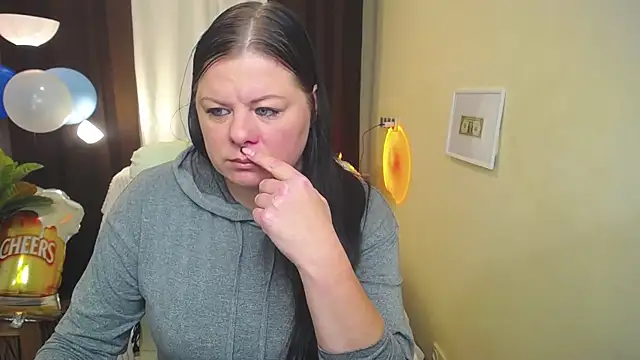 Snapshot of BritneyRaine chatting on September 2025 05:57:02 AM BritneyRaine online show from September 2025 05:57:02 AM