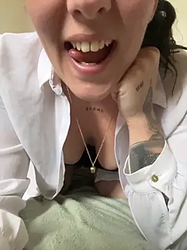 anonyme hot47 online show from November 2025 01:11:02 PM