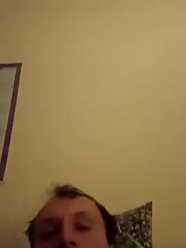 Snapshot of 2Pietro3 chatting on December 2025 11:54:01 PM 2Pietro3 online show from December 2025 11:54:01 PM