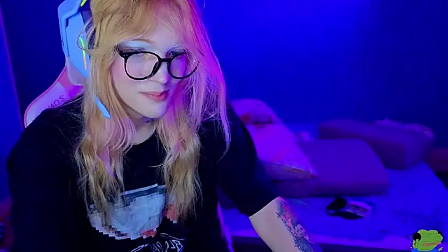 bekvafluttershy online show from November 2025 01:37:01 AM