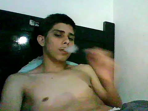 Snapshot of KingLamed chatting on September 2025 04:14:01 AM KingLamed online show from September 2025 04:14:01 AM