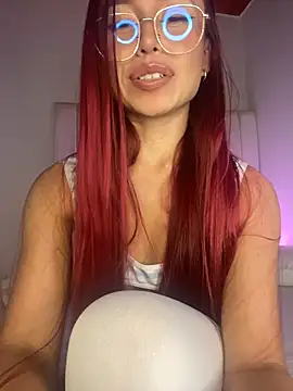Snapshot of Abbi_Gomez chatting on April 2026 02:45:01 AM Abbi Gomez online show from April 2026 02:45:01 AM