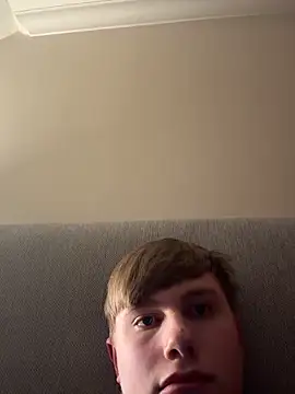 Sammyboy2211 online show from March 2026 07:53:02 PM