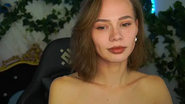 ShyySiren online show from November 2025 08:38:01 AM