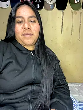 babyjuly19 online show from October 2025 08:00:02 AM