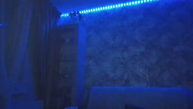 Snapshot of Avylith chatting on October 2025 08:07:01 PM Avylith online show from October 2025 08:07:01 PM