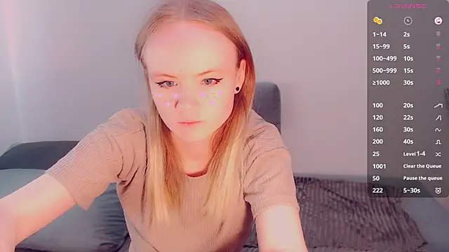 Snapshot of AliceNya_cute chatting on April 2026 07:14:01 AM AliceNya cute online show from April 2026 07:14:01 AM