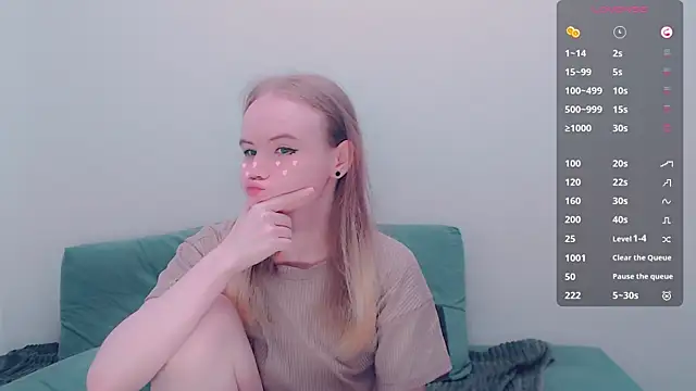 Snapshot of AliceNya_cute chatting on July 2026 03:09:01 AM AliceNya cute online show from July 2026 03:09:01 AM