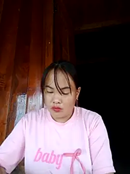 Snapshot of emilyzz chatting on July 2026 02:03:02 AM emilyzz online show from July 2026 02:03:02 AM
