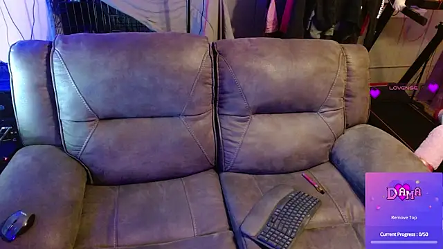 DamaDevotchka online show from September 2025 03:33:02 AM