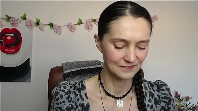 TayaFinch online show from January 2026 01:26:01 PM