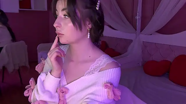 Snapshot of LilithLane chatting on January 2026 12:09:02 PM LilithLane online show from January 2026 12:09:02 PM