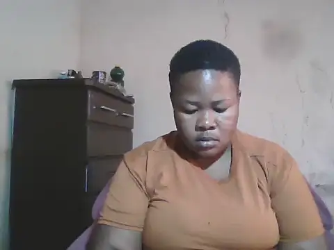 Bustyass93 online show from September 2025 07:45:01 AM