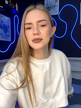 MilaMoone online show from October 2025 11:10:02 AM