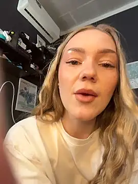 MilaMoone online show from March 2026 11:05:02 AM