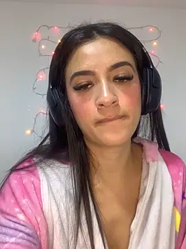 MiQeilaSweet online show from February 2026 11:02:02 PM