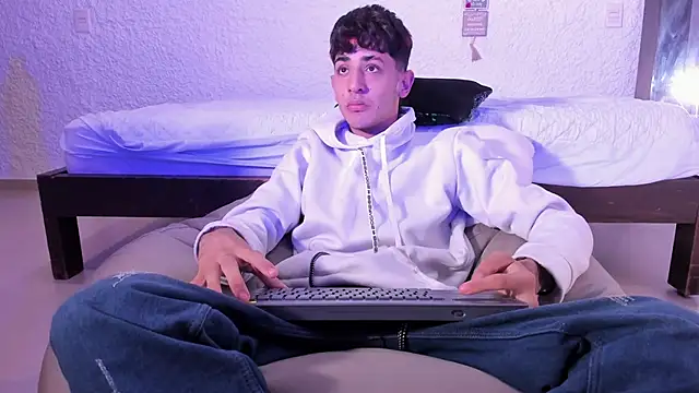 j martony online show from October 2025 11:49:02 AM