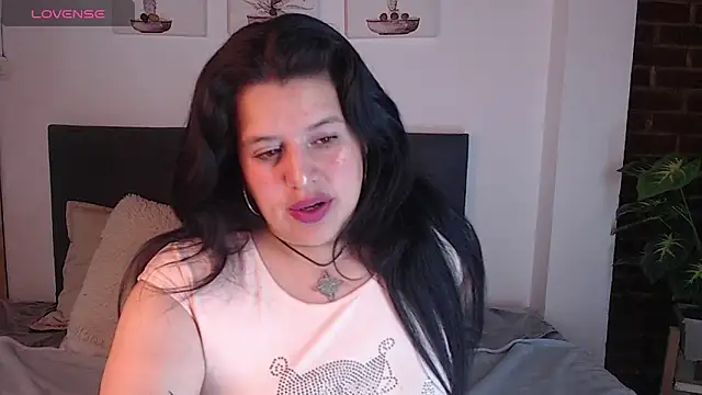 Andrea secret  online show from November 2025 02:07:02 PM