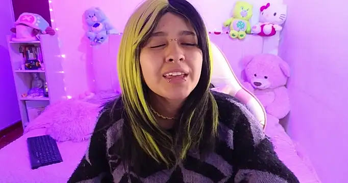 NekoWaifu online show from February 2026 01:42:01 PM