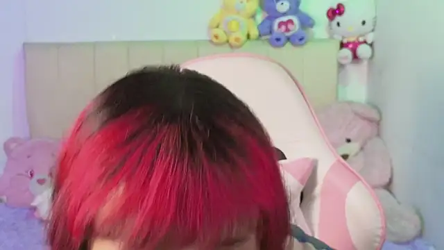 Snapshot of NekoWaifu chatting on July 2026 03:17:01 PM NekoWaifu online show from July 2026 03:17:01 PM