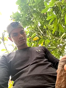 Snapshot of Alexander19Che chatting on September 2025 06:21:01 PM Alexander19Che online show from September 2025 06:21:01 PM