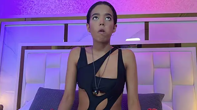 paulina cano online show from November 2025 07:12:01 PM