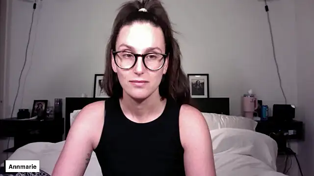 Snapshot of annmarieferrara chatting on February 2026 02:19:02 AM annmarieferrara online show from February 2026 02:19:02 AM