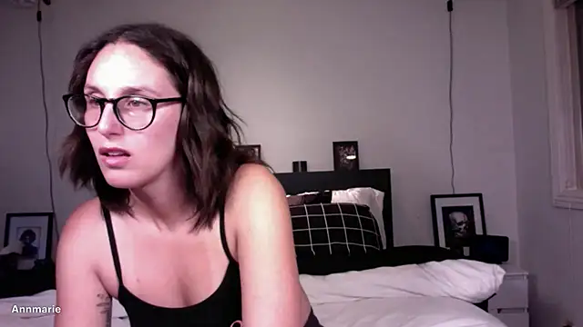 Snapshot of annmarieferrara chatting on April 2026 02:47:02 AM annmarieferrara online show from April 2026 02:47:02 AM