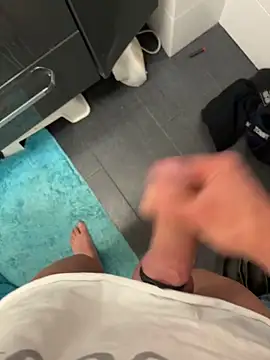 Snapshot of Marcelloxxx88 chatting on April 2026 10:43:02 PM Marcelloxxx88 online show from April 2026 10:43:02 PM