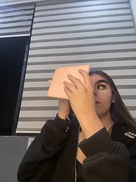 SofiaFontaiine online show from November 2025 03:38:01 AM