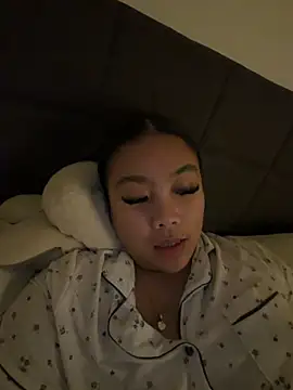 MissCherryyxox online show from November 2025 07:35:02 PM