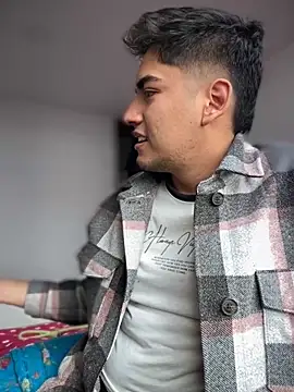 tomy hot20 online show from September 2025 09:40:02 PM