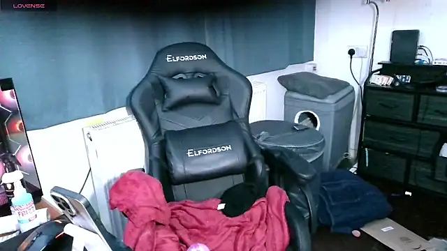 jchouse06 online show from September 2025 12:58:02 AM