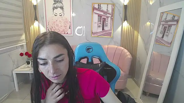 Maily a  online show from January 2026 03:43:01 AM