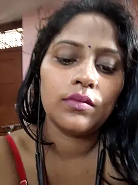 Jasmine Januja online show from May 2026 12:07:01 AM