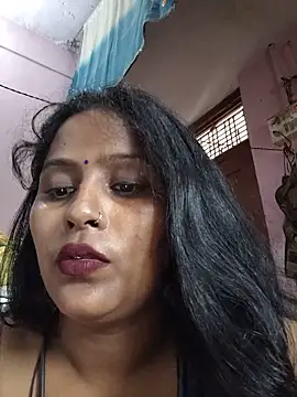 Jasmine Januja online show from June 2026 01:54:02 AM