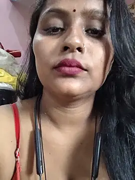 Jasmine Januja online show from June 2026 01:20:02 AM