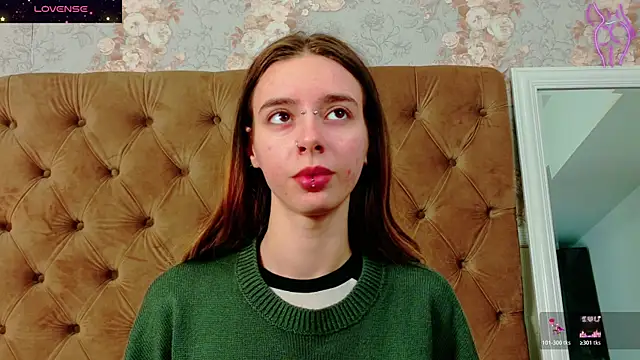 Snapshot of CoraVex chatting on November 2025 03:39:01 AM CoraVex online show from November 2025 03:39:01 AM