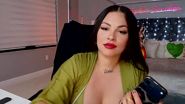 Snapshot of theofficialsophiasanchez chatting on March 2026 04:41:01 AM theofficialsophiasanchez online show from March 2026 04:41:01 AM