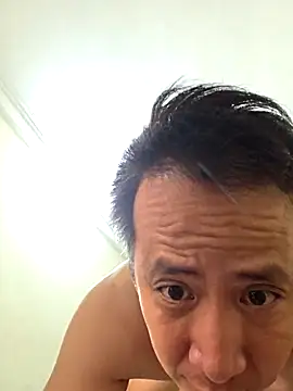 MaiHoang2k online show from October 2025 05:10:01 AM