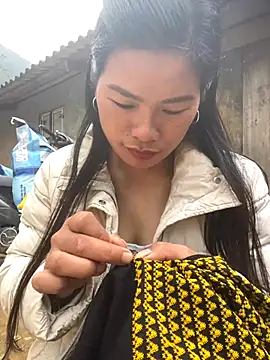 Qinjid002 online show from December 2025 02:41:02 AM