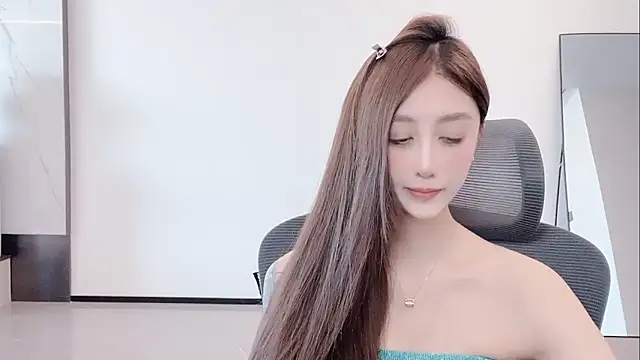 Snapshot of Melody-11 chatting on March 2026 06:04:02 AM Melody-11 online show from March 2026 06:04:02 AM