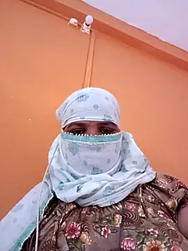 Hott locky online show from October 2025 10:40:02 AM