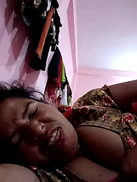 Hott locky online show from November 2025 11:17:01 PM