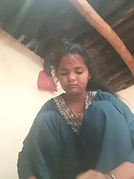 Hot Shredha online show from November 2025 02:33:02 AM