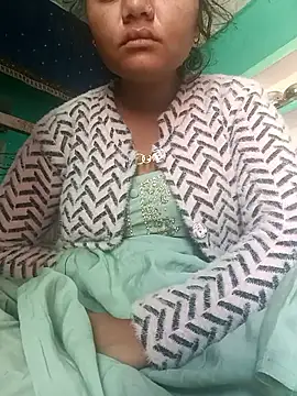 Hot Shredha online show from November 2025 04:26:02 AM