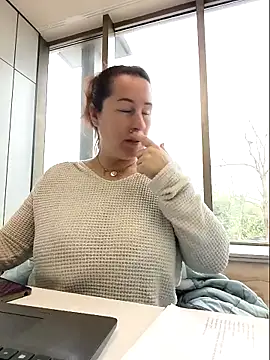 bichota85 online show from March 2026 09:43:02 AM