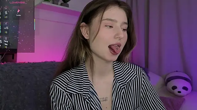Snapshot of _Lua__ chatting on April 2026 03:07:02 AM Lua online show from April 2026 03:07:02 AM